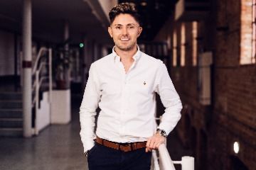 File:Simon Crowther11.jpg