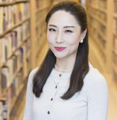 File:Yi Sherry Zhang.png