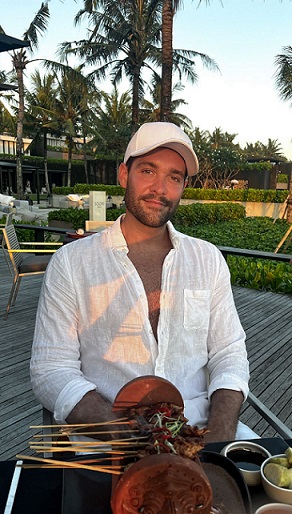 File:Jonny Mitchell16.jpg