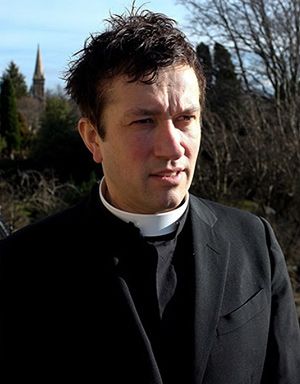Dominic-waxing-lyrical-.jpg