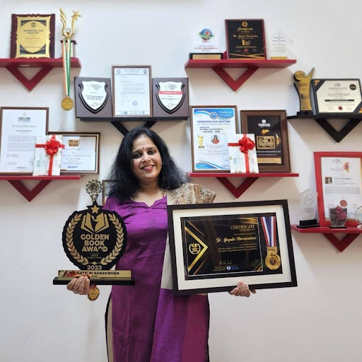 File:Dr Gayatri Narasimhan14.jpg
