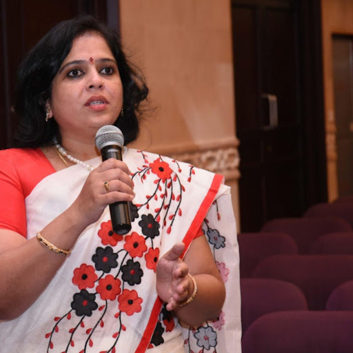 File:Dr Gayatri Narasimhan15.jpg