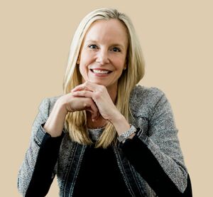 Dr. Kara Hartl.jpg