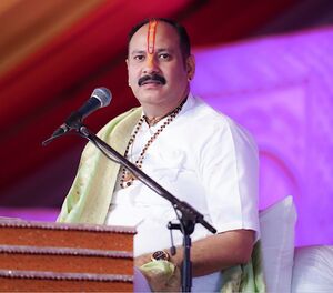 Pandit Pradeep Mishra.jpg