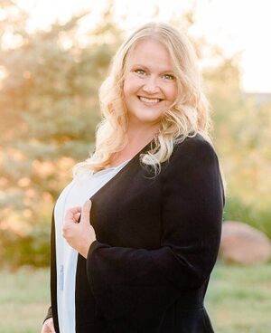 Victoria Johnson author.jpg