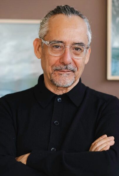 File:Carlos Lizarralde.jpg