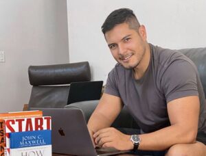 Jonathan Torres.JPG