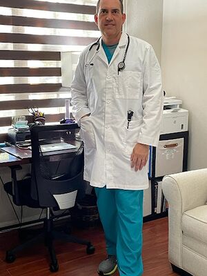 Dr. Manuel Abreu.jpg