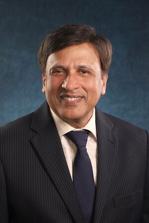 Sam Naqvi.JPG