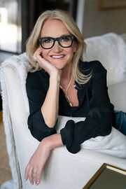 Mel Robbins.jpg